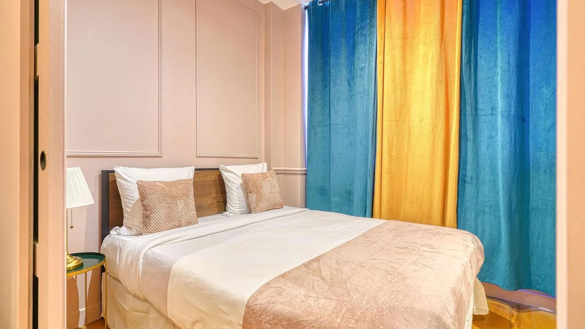 Apartment Anna In Republique Paris